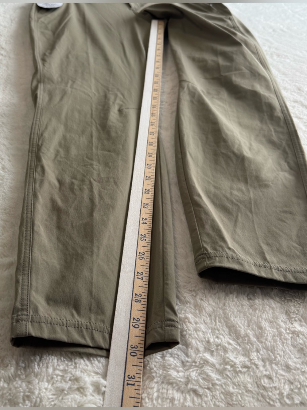 Kuhl Innovair Skinny Pants Women’s 12 Khaki Nylon Zip Pockets Outdoor Hiking NEW - Picture 9 of 11